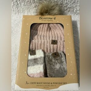 BearPaw Hat and Socks Set in Gift Box